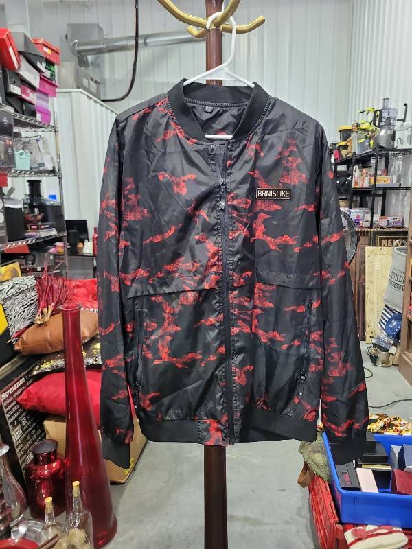 lot 1554 image: BRNISLIKE Black Red Camo Windbreaker Jacket Size 2XL