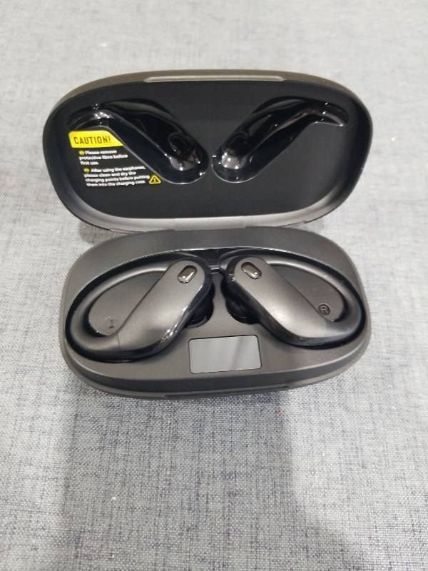 lot 1603 image: GNYVI G17 True Wireless Sports Headphones