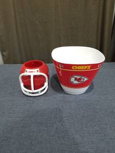 lot 163 image: LOT OF KANSAS CITY CHIEFS ITEMS
