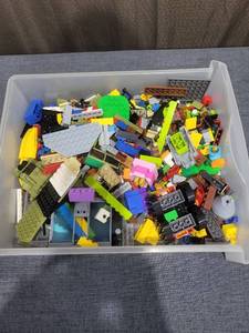 lot 214 image: LEGO Building Blocks Lot Mixed Colors Bricks Parts