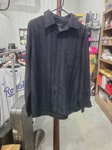 lot 237 image: Axcess Button-Front Shirt XL Black Striped