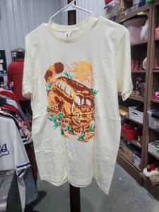 lot 249 image: Butlex 202 T-Shirt Size M Graphic Print