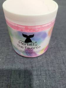lot 324 image: Merbitty The Favorite Bath Dust Spring Garden