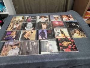 lot 331 image: Country Music CDs Lot of 19 Discs