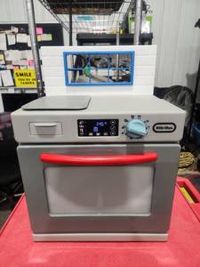 lot 257 image: Little Tikes Play Dishwasher