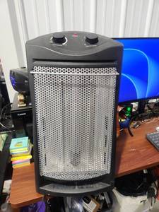 lot 262 image: Electric Heater