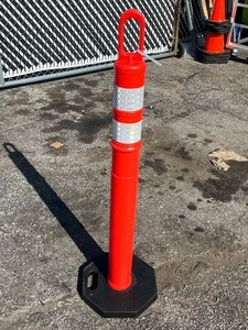 lot 82 image: Tall Tube Traffic Cone - 48 W Heavy Rubber Base - Reflective 3M