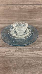 lot 101 image: Blue Glass Handled Relish Tray with Clear Glass Center