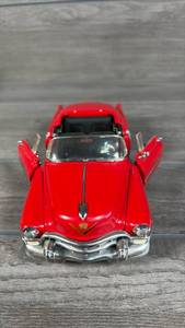 lot 137 image: Limited Edition 48909,900 Cadillac 1953 Convertible Diecast Model Red