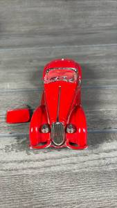 lot 139 image: 1937 Alfa Romeo Red Diecast Roadster Model
