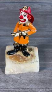 lot 144 image: Ron Lee Clown Figurine Orange Coat Red Hat Gold Accents Signed