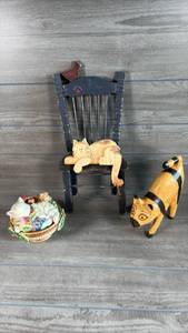 lot 167 image: Fitz and Floyd Essentials Decorative Cat Figurine Bowl with Chair and cat Figures