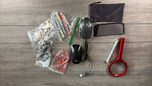 lot 181 image: Misc lot of goodies