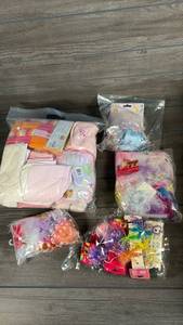 lot 195 image: Kids Clothing Lot Towels Accessories Hair Clips Gloves Multiple Pieces