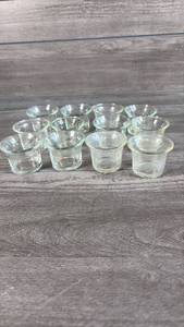 lot 218 image: 12 Clear Glass Votive Candle Holders 2-inch