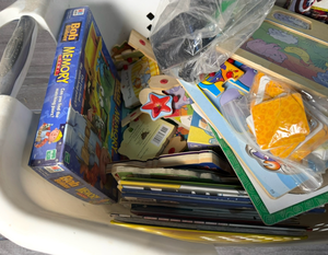 lot 237 image: Lot of Childrens Books and Games