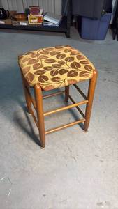 lot 290 image: Wooden Stool with Leaf Pattern Upholstered Seat