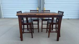 Dining Table with 4 Chairs