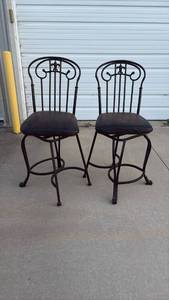 lot 295 image: Two Barstools