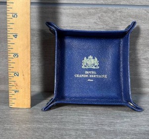 lot 331 image: Hotel Grande Bretagne Athens Blue Leather Catchall Tray