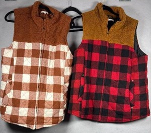 lot 332 image: Maurices Puffer Vest XXL Lot 2 Pieces Brown Red Buffalo Plaid