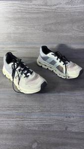 lot 363 image: Womens size 9 On Running Cloud Lace-Up Running Shoes Cream Black Gray Pair