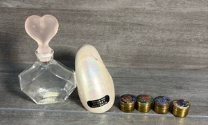 lot 403 image: Greetings from Sydney Australia Seashell, Vintage Perfume Bottle and Enamel Boxes