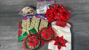 lot 404 image: Christmas Holiday Decoration Lot&nbsp