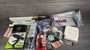 lot 431 image: Craft Supply Lot&nbsp