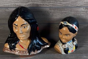lot 496 image: 2 Decorative Busts Figurines Native American Inspired Design