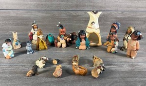 lot 522 image: Native American Figurine Collection&nbsp