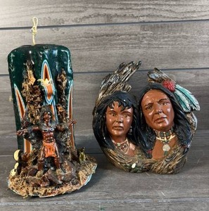 lot 529 image: Native American Themed Decorative Figurine Lot