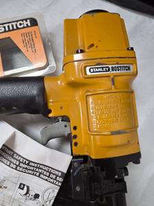 Stanley Bostitch FN1532-1M 15 Gauge Angled Finish Nailer and 15 gauge 2 in angled finish nails. Used very little