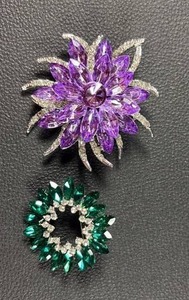 lot 33 image: 2) Never Worn. Green and Purple Rhinestone Brooches