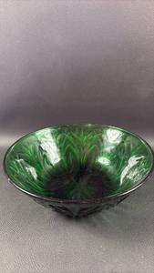 lot 70 image: Vintage Green Glass Bowl 8 inch diameter