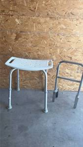 lot 153 image: Adjusting Shower Chair & Tub Side Grab Bar