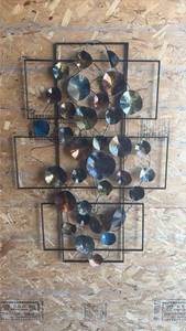 lot 155 image: Metal Wall Art 3.5 Foot LongTall