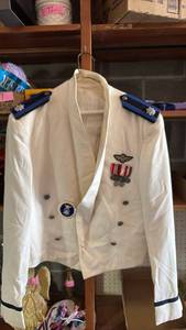 lot 163 image: Civil Air Patrol White Dress Uniform Jacket with Insignia Medals and Shoulder Boards