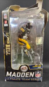 lot 178 image: EA Sports Madden NFL Ultimate Team Series LeVeon Bell Action Figure