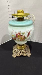 lot 1031 image: Electric hand painted lamp 12 inches tall