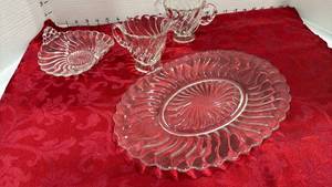 lot 1088 image: Fostoria Colony platter, creamer and sugar with candy dish