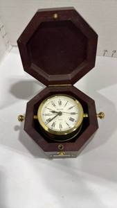 lot 1107 image: Bulovia clock with case