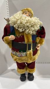 lot 1156 image: Santa 25 inches tall