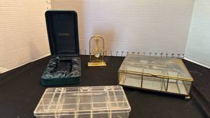 lot 1253 image: Bulova miniature brass desk clock with case and 2 jewelry organizers