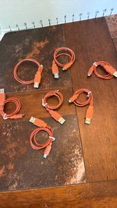 lot 2024 image: USB-A to Micro-USB charging cables