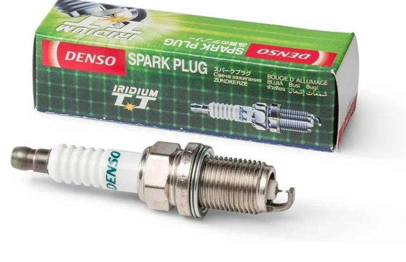 lot 18291 image: Denso Spark Plug Iridium  - Retail $10