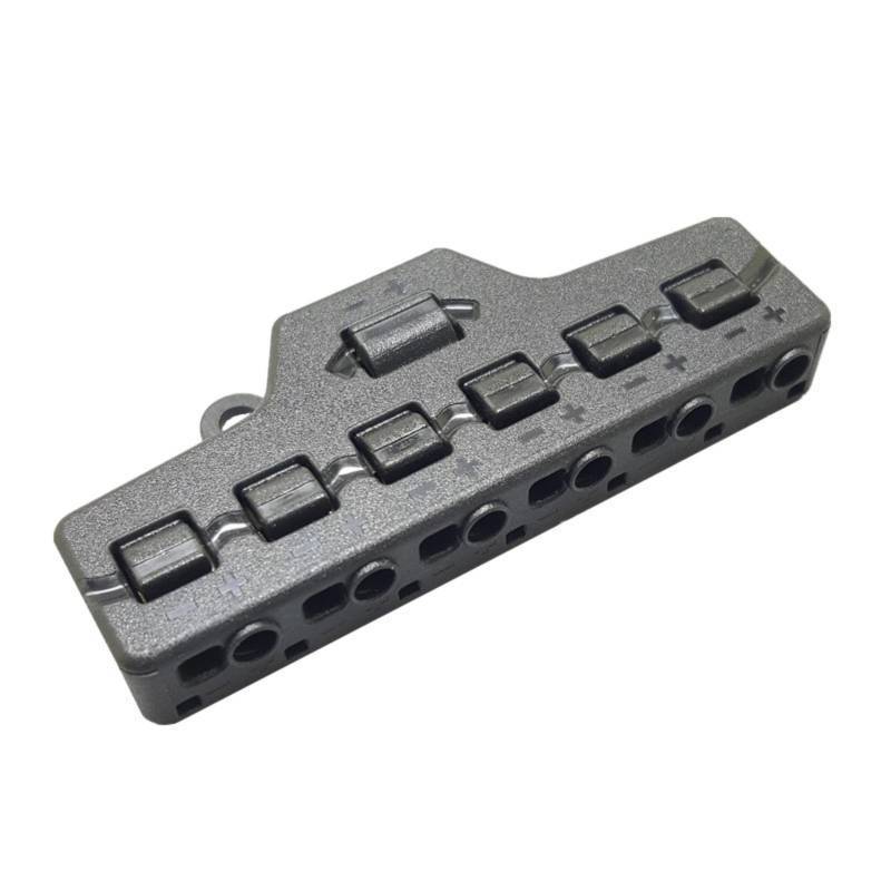 lot 18384 image: Low Voltages Wire Splitter 1 Input 6 Output LED Lighting Wire Connector Block for LED Strips Lighting Distribution Block - Retail $9
