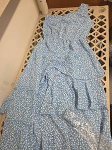 lot 193 image: One Shoulder Dress Medium - Retail $0