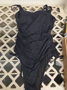 lot 252 image: XS One Piece Swimsuit - Retail $0