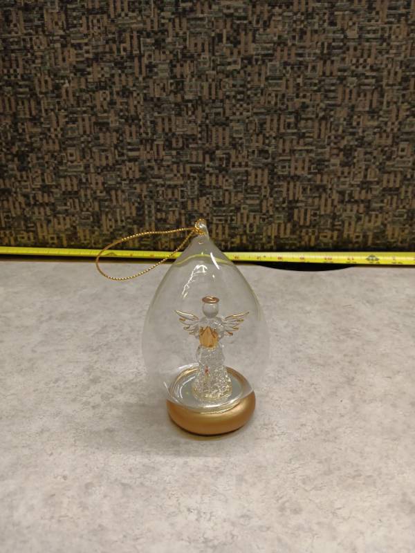 lot 1073 image: Decorative Angel Ornament w Glass Dome & Gold Base